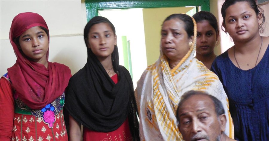 Opening image of &lsquo;The Truth Behind The Riots In Bengal That The Media Doesn&rsquo;t Report&rsquo; in HuffPost India